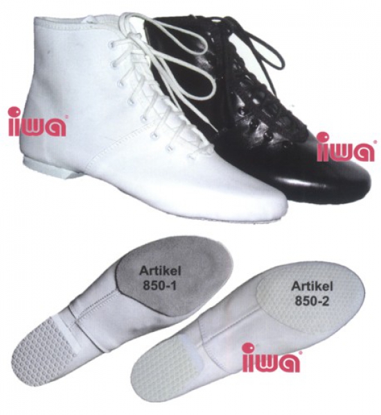 Mariechenschuhe mit geteilter Chromledersohle 850 ab 10 Paar 65,90 €